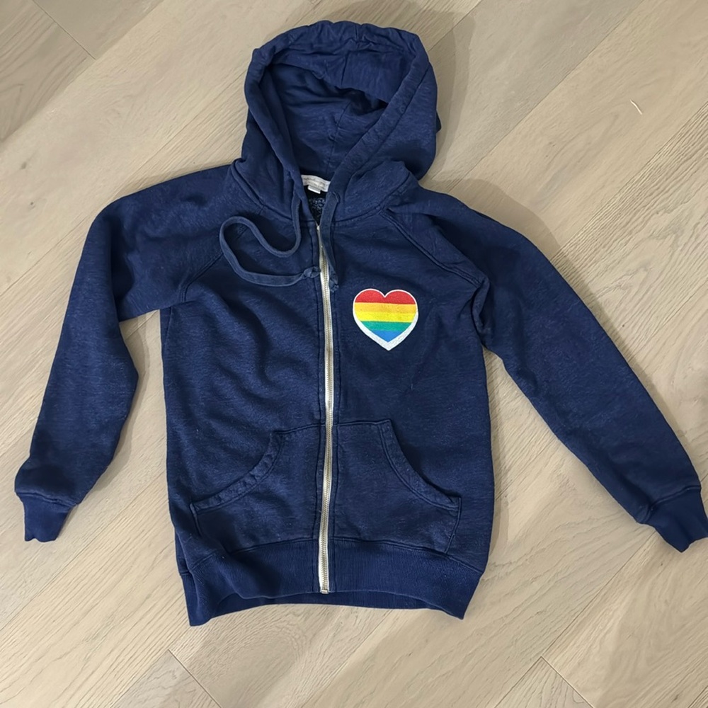 Hooded zipper sweatshirt